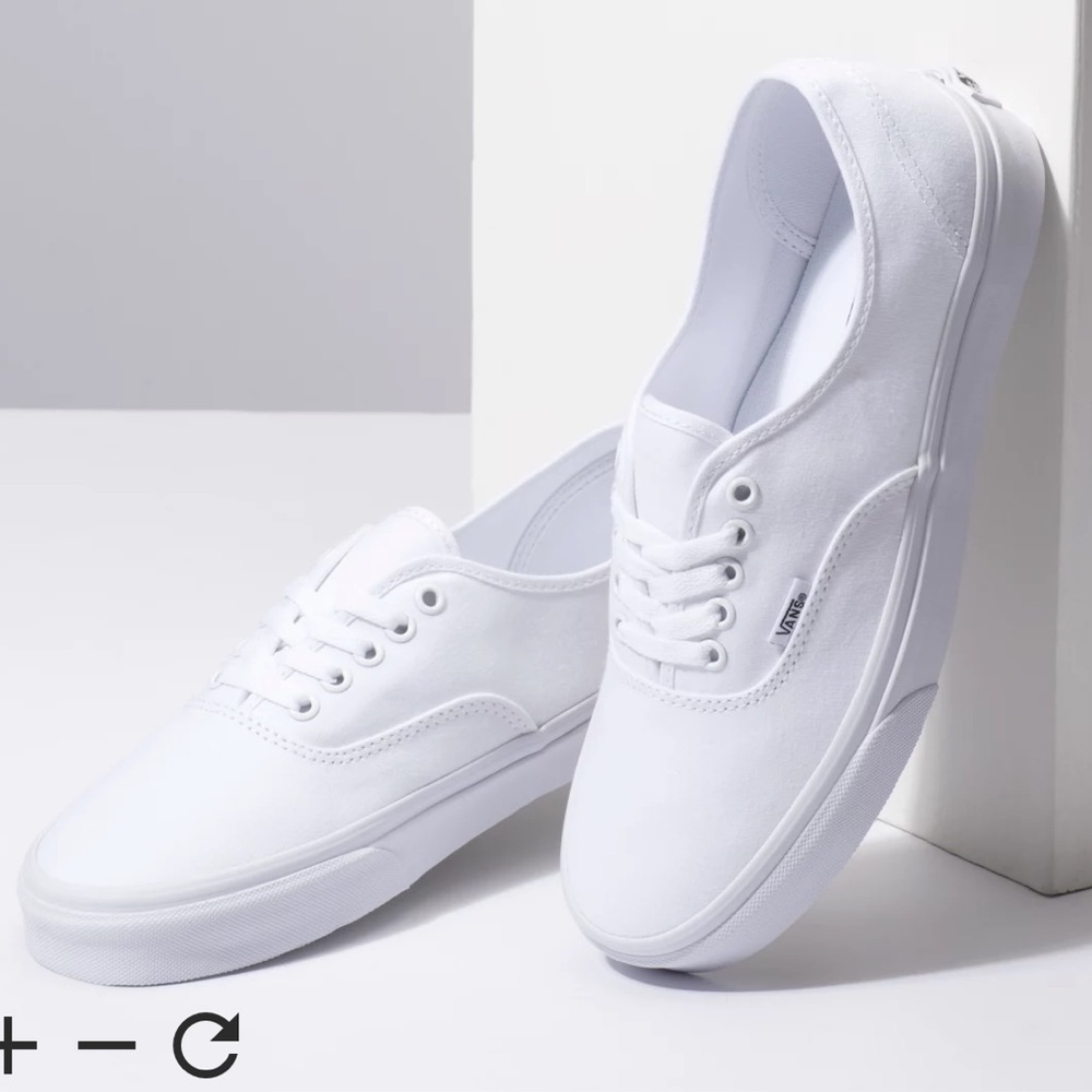 NWT Vans Authentic True White